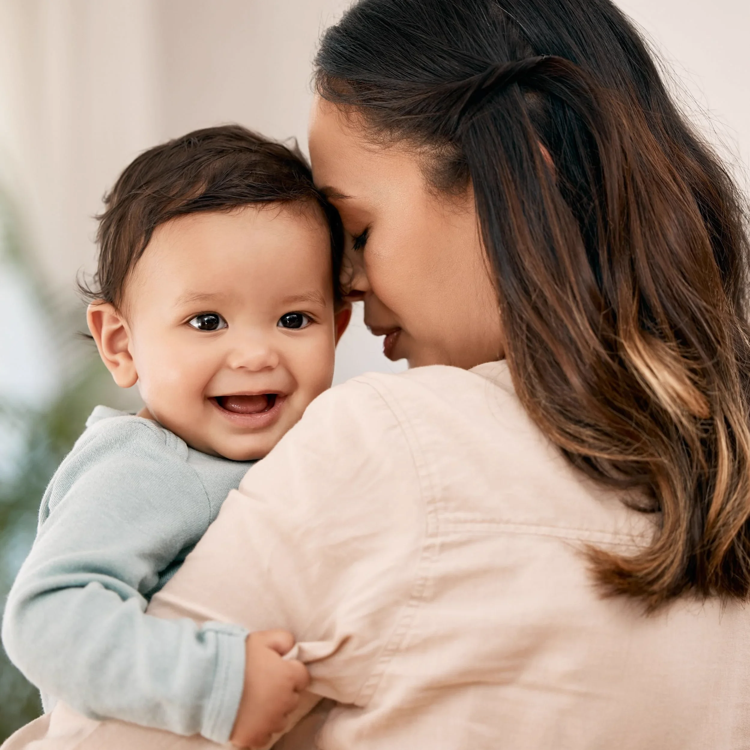 Apego seguro en bebés: la base para criar niños felices y seguros